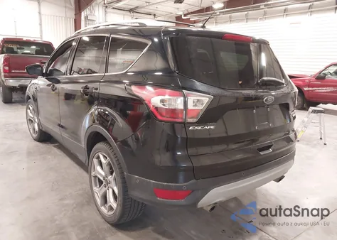 2017 Ford Escape Titanium z USA, uszkodzony, nr VIN 1FMCU9JD9HUA32064